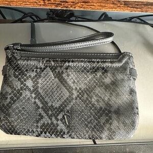 Simply Vera Vera Wang Charcoal Snakeskin Wristlet